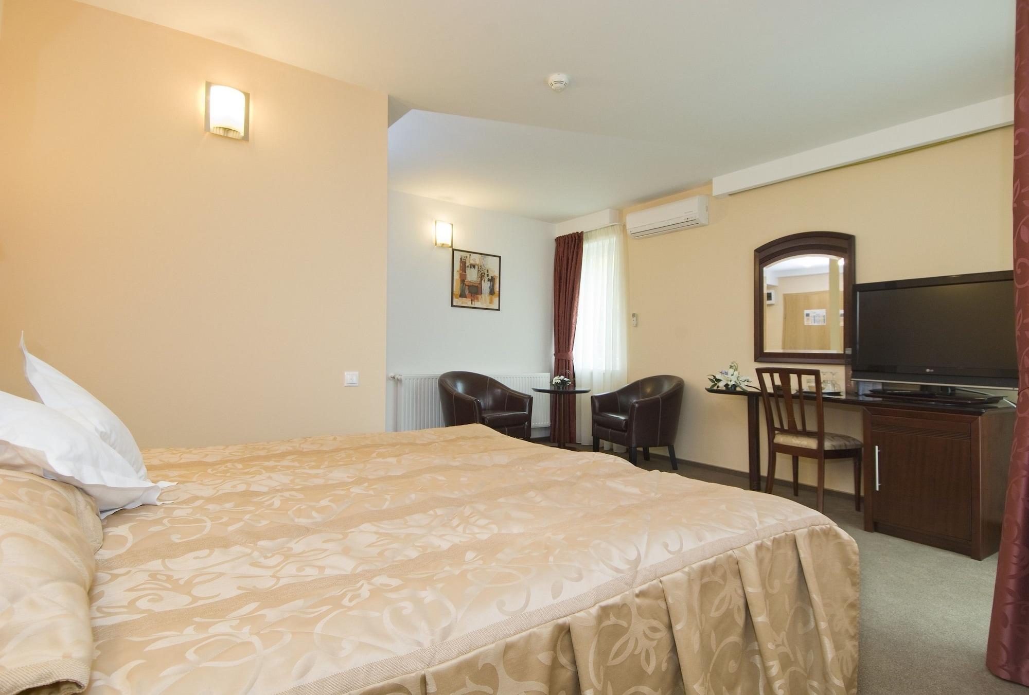 Ambient Hotel Brasov